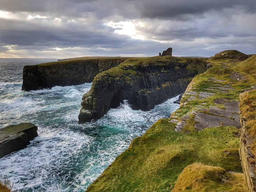 Castle of Old Wick Sea Cliffs — Place photograph