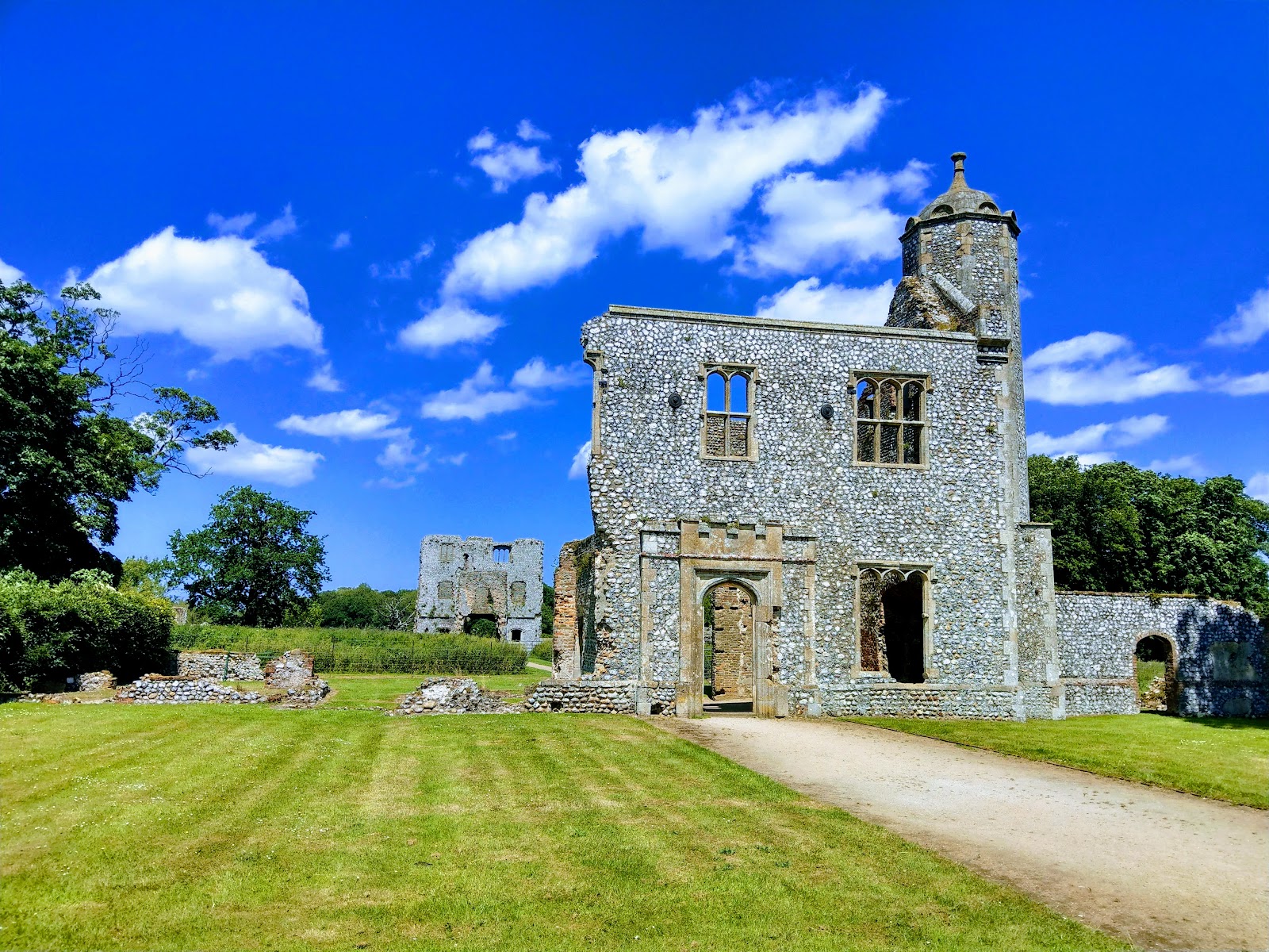 English Heritage - Baconsthorpe Castle