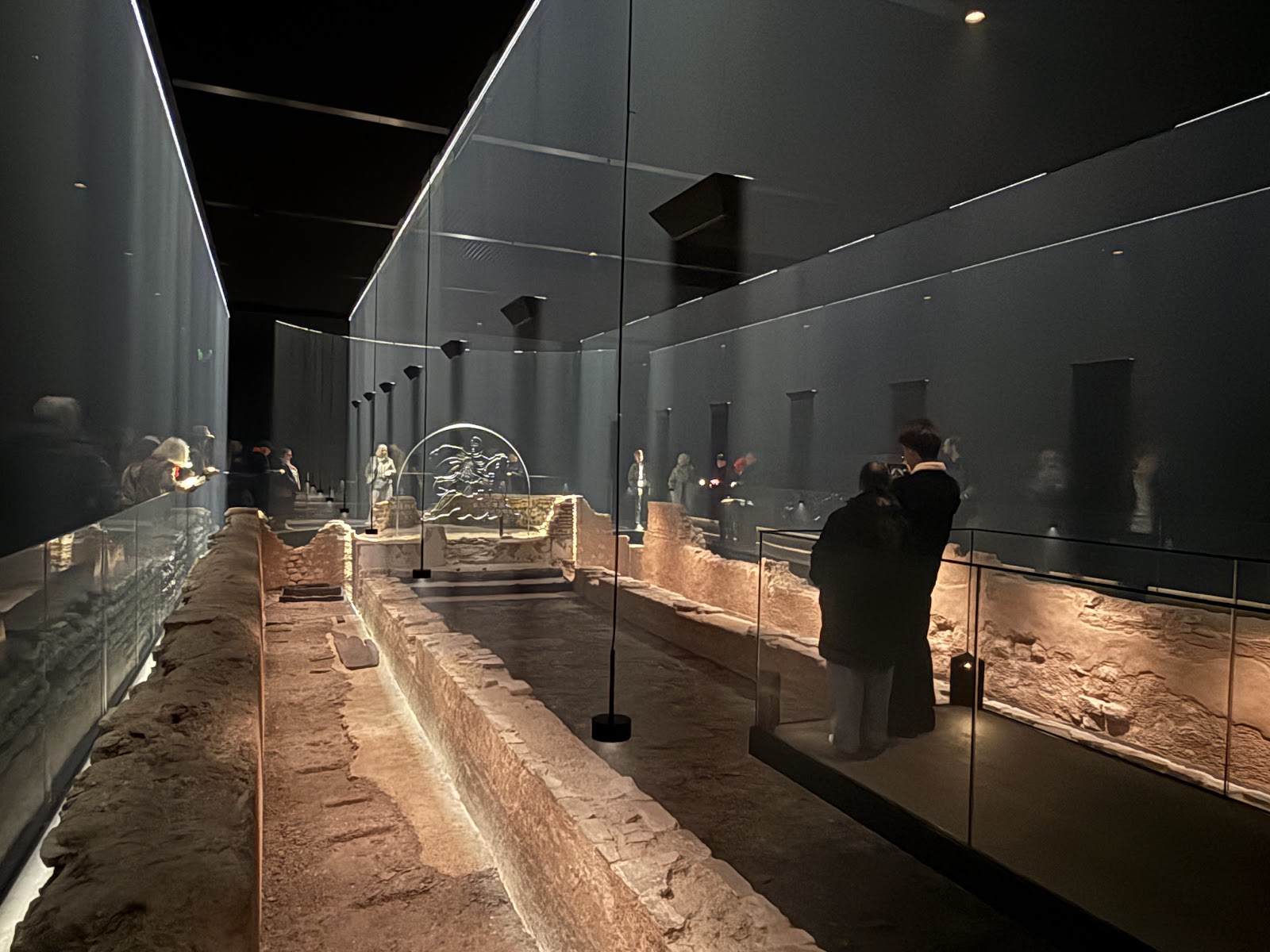 London Mithraeum Bloomberg SPACE — Place photograph