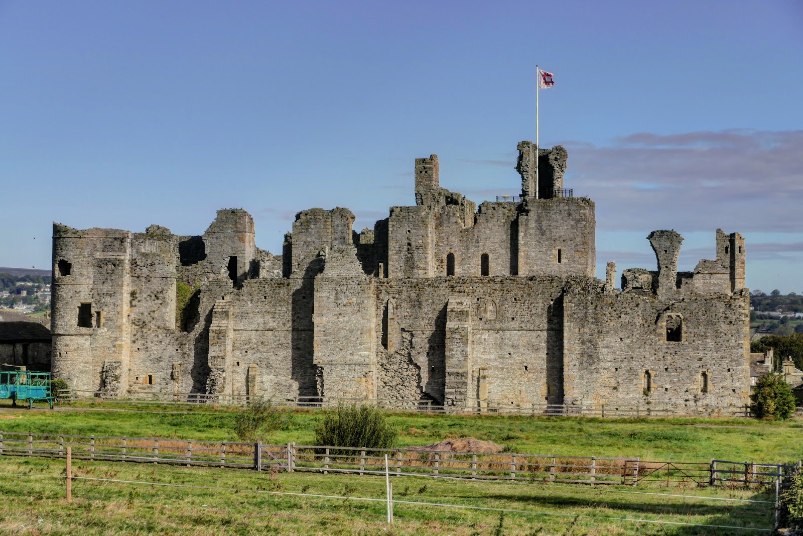 Middleham Castle — Place photograph