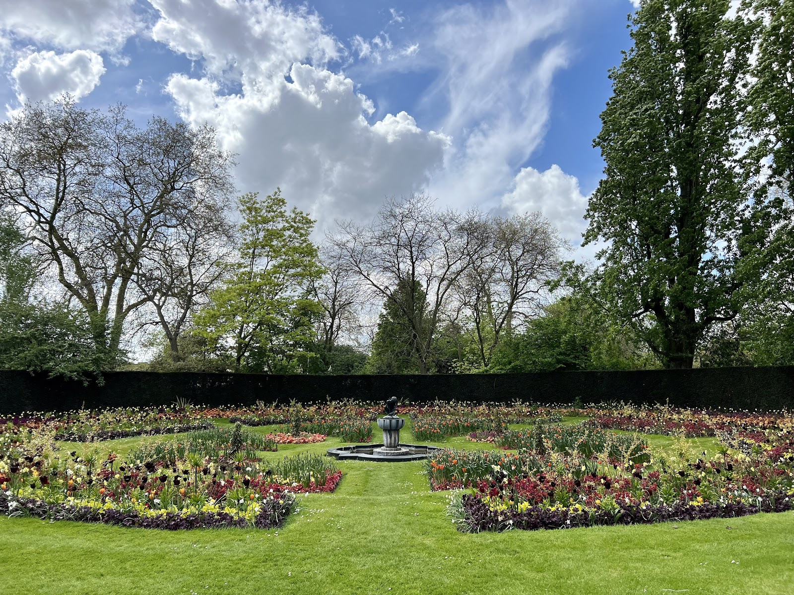 Queen Mary's Rose Garden — Place photograph