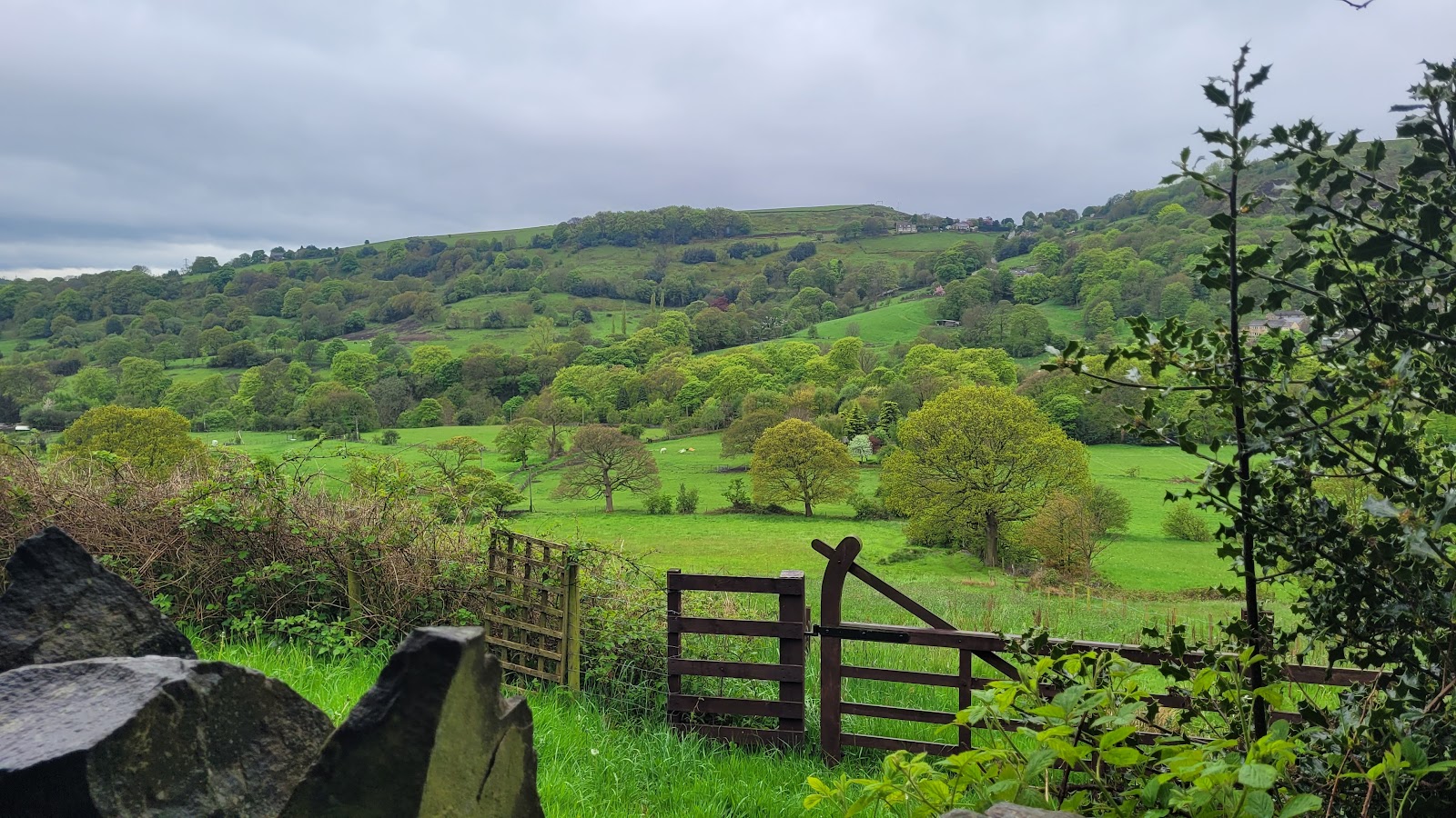Shibden Valley — Place photograph