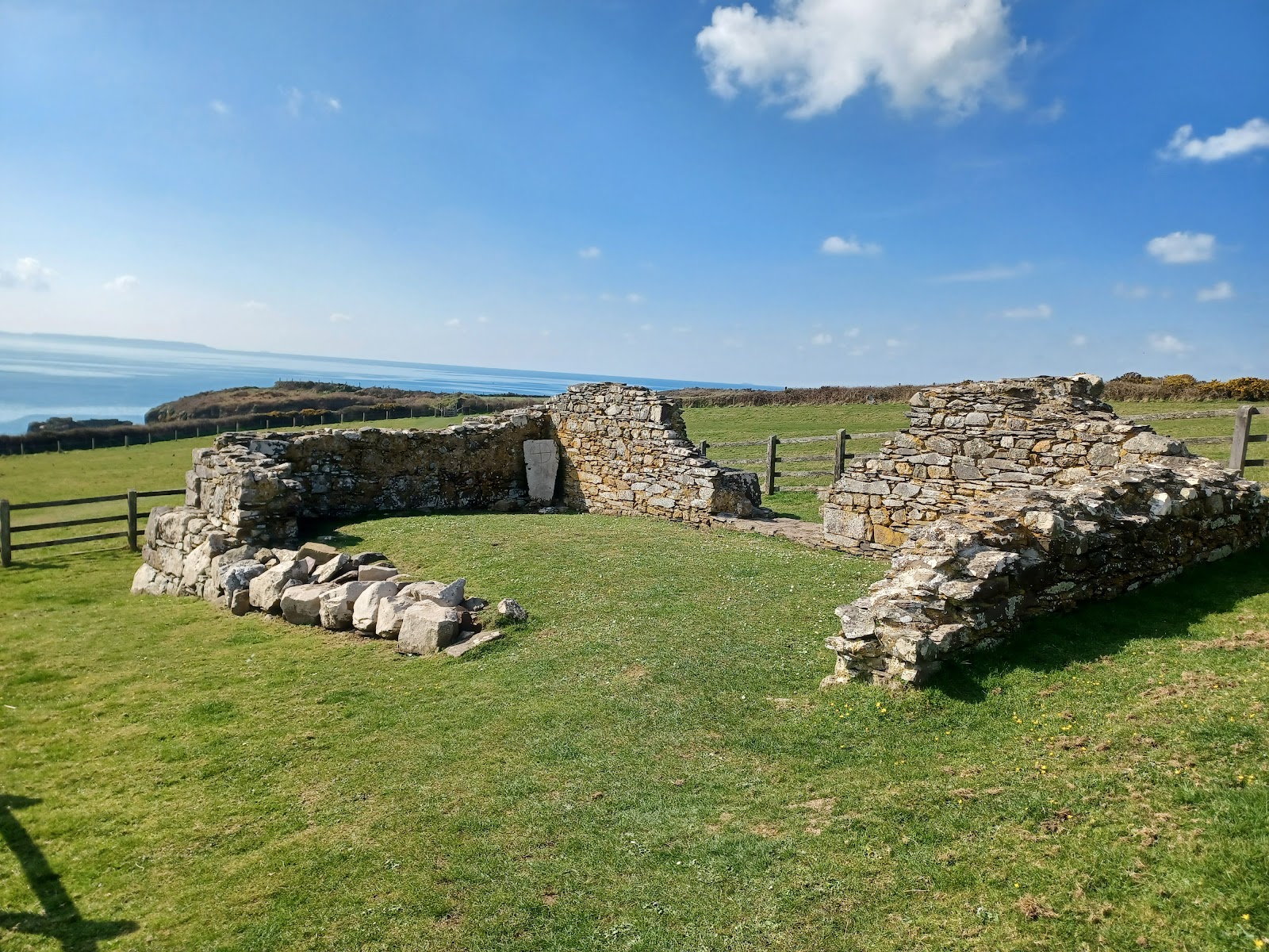 St Non’s Chapel and Well — Place photograph