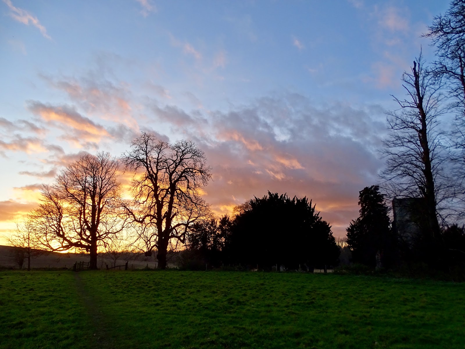 Thundridge Old Church — Place photograph