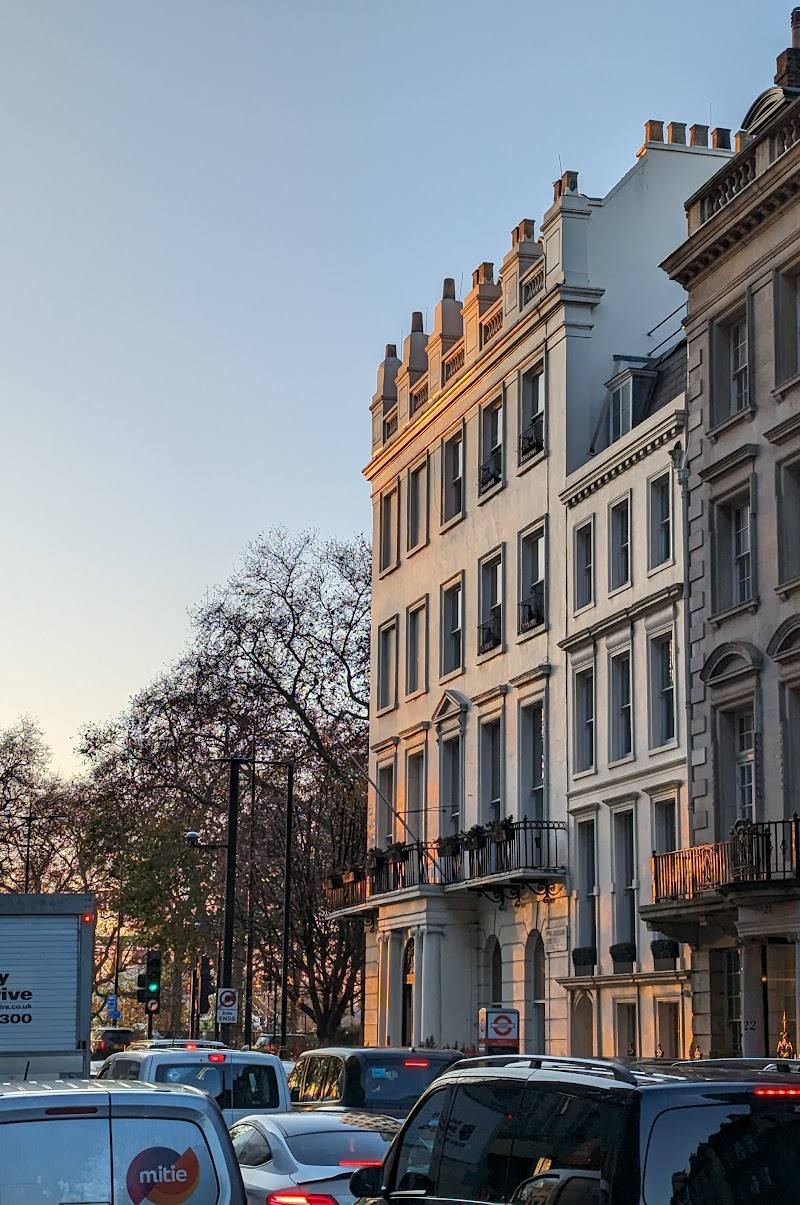 93 Park Lane — Place photograph
