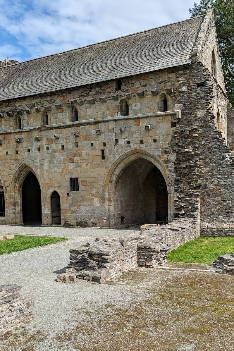 Abaty Glyn Y Groes / Valle Crucis Abbey — Place photograph