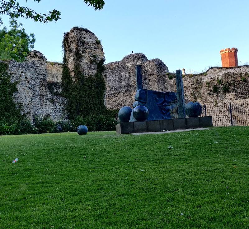 Reading Abbey Ruins — Place photograph (2 of 3)
