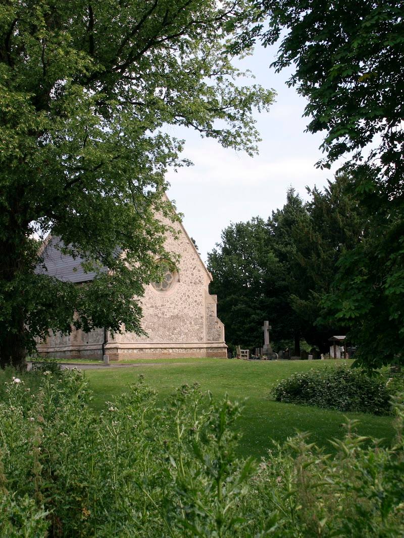 Anglican Chapel, East Finchley Cemetery — Place photograph