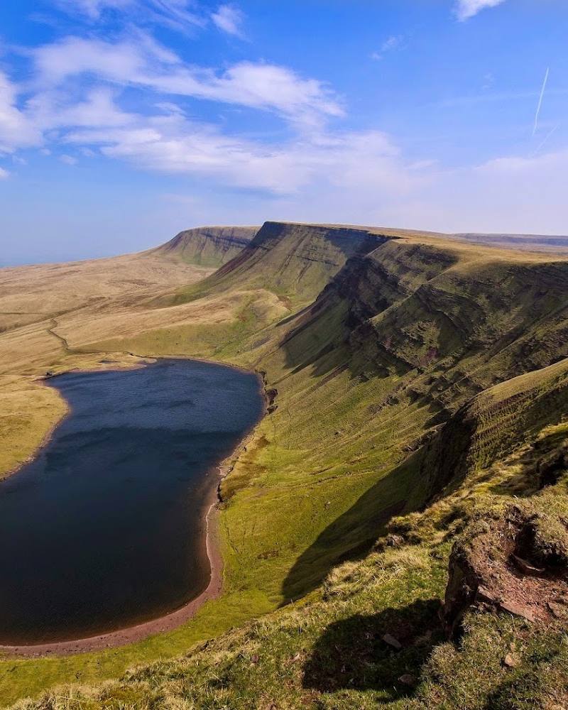 Bannau Brycheiniog National Park (Brecon Beacons) — Source image