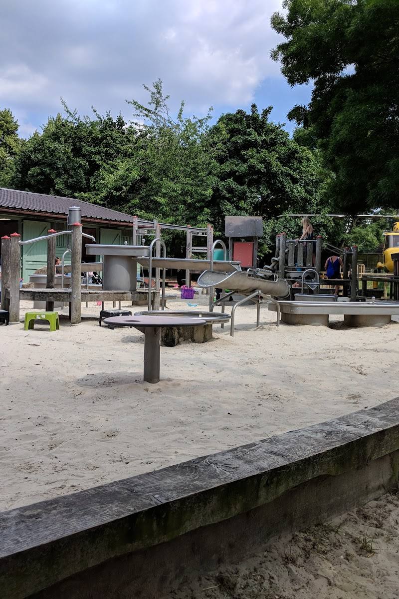 Battersea Park Children's Zoo — Place photograph