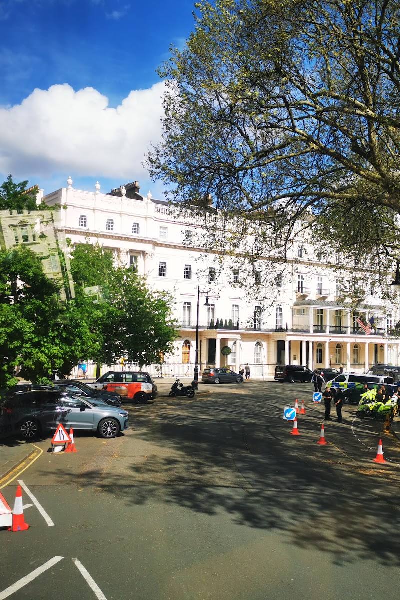Belgrave Square — Place photograph