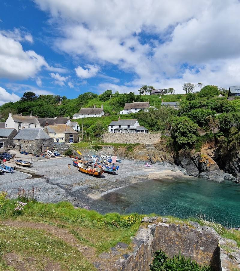 Cadgwith Harbour — Place photograph
