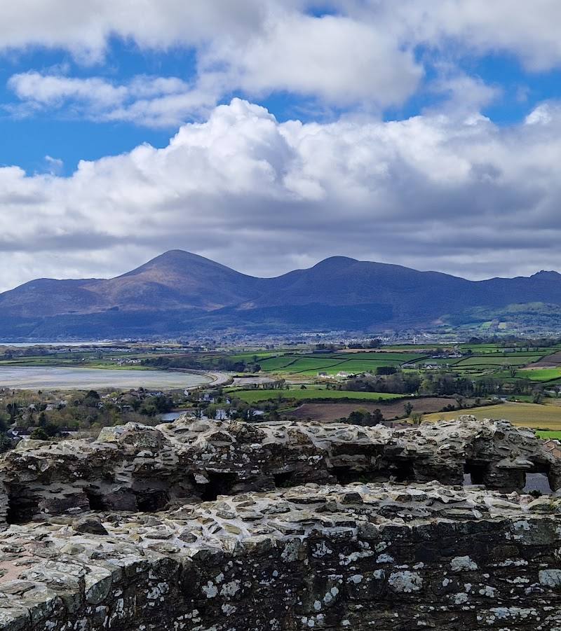 Dundrum Castle — Place photograph (3 of 3)