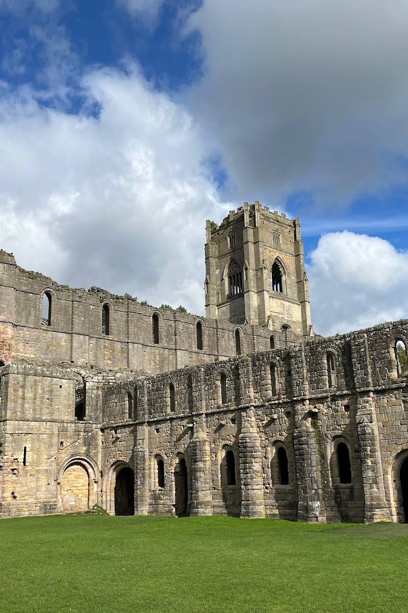 Fountains Abbey — Place photograph