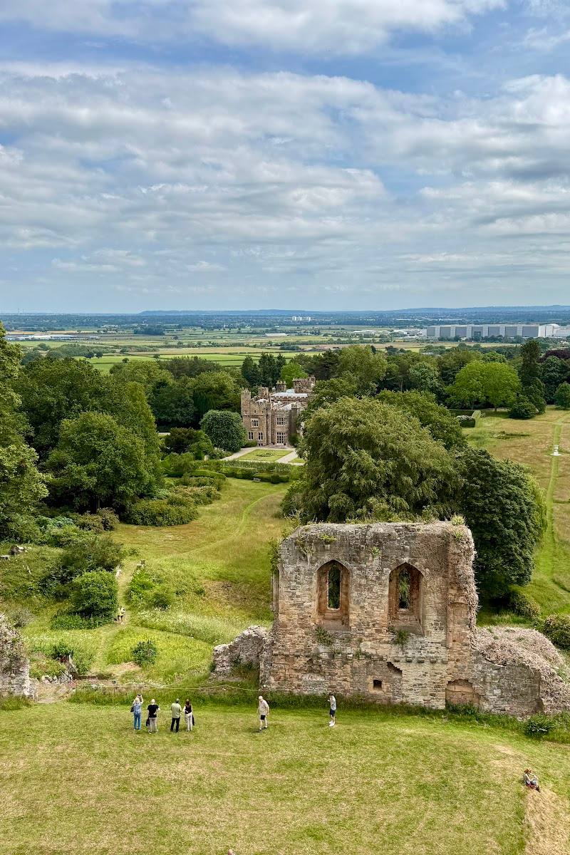 Hawarden Old Castle — Place photograph