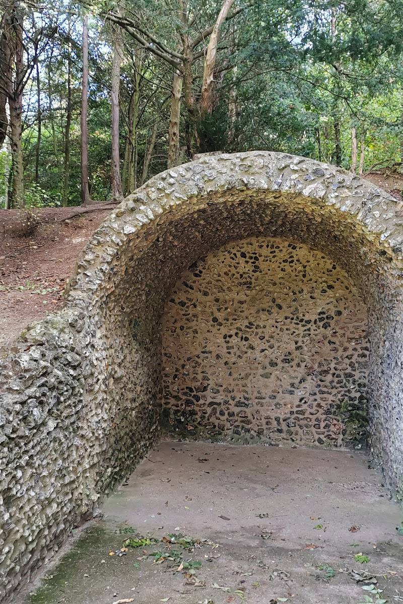 High Elms Country Park — Place photograph