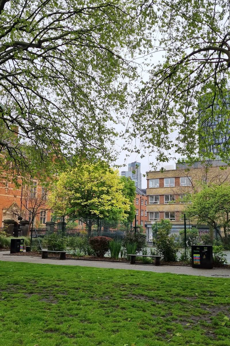 Joe White Gardens — Place photograph (2 of 3)