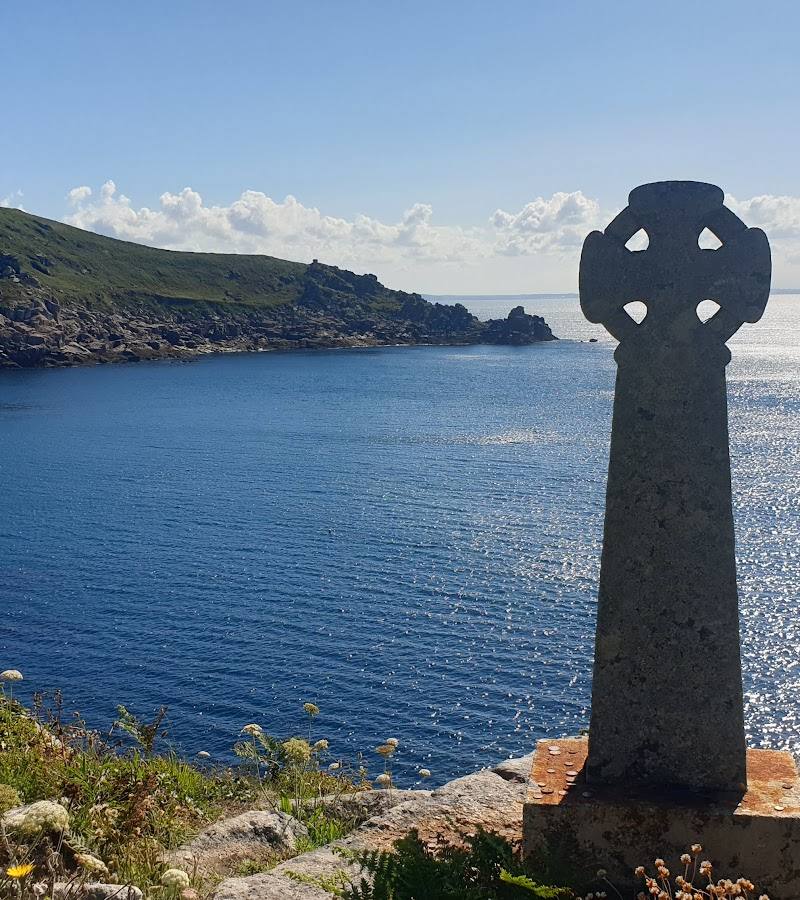 Lamorna Cove Beach — Place photograph (3 of 3)