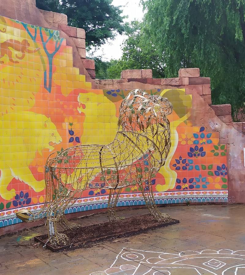 Land of the Lions — Place photograph (2 of 3)