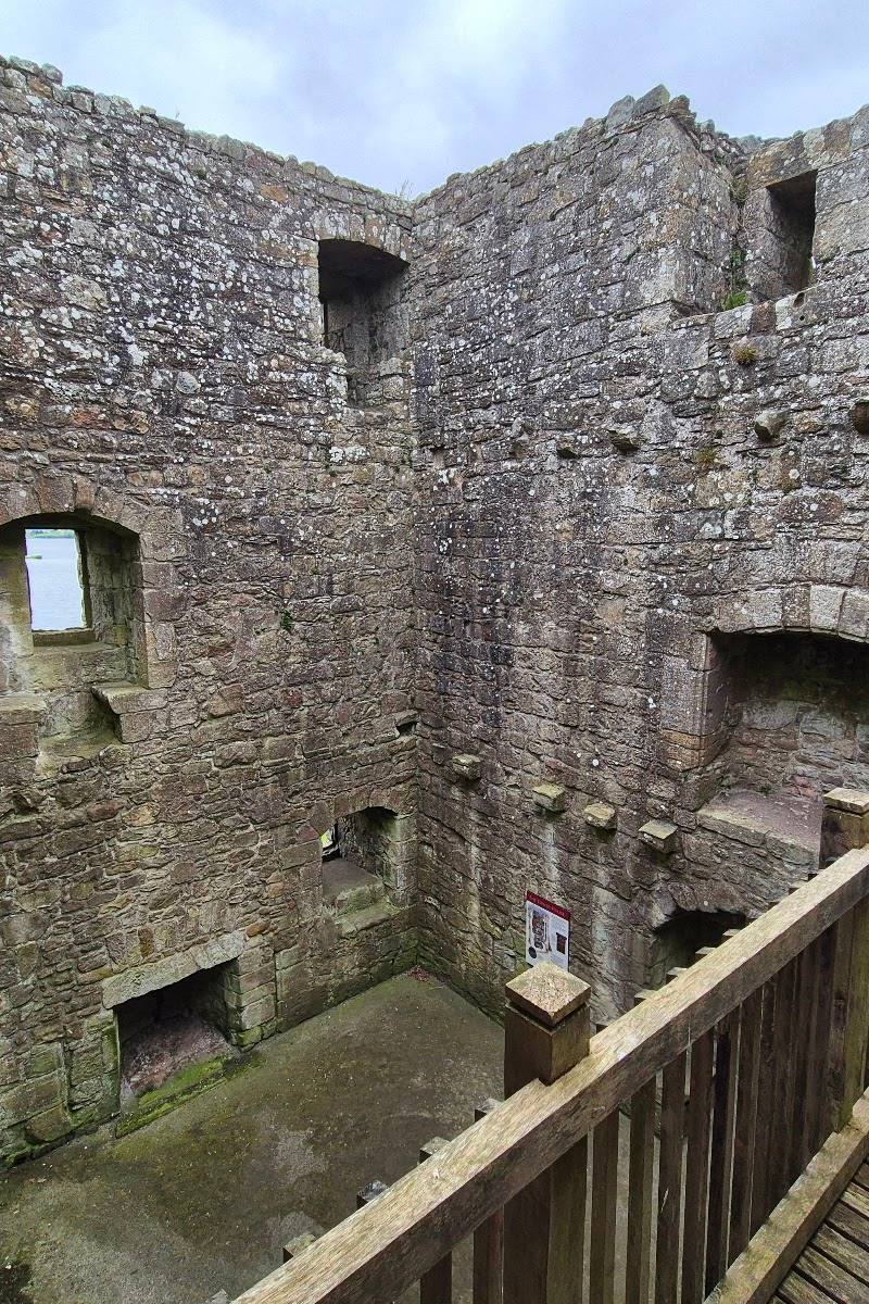 Lochleven Castle — Place photograph