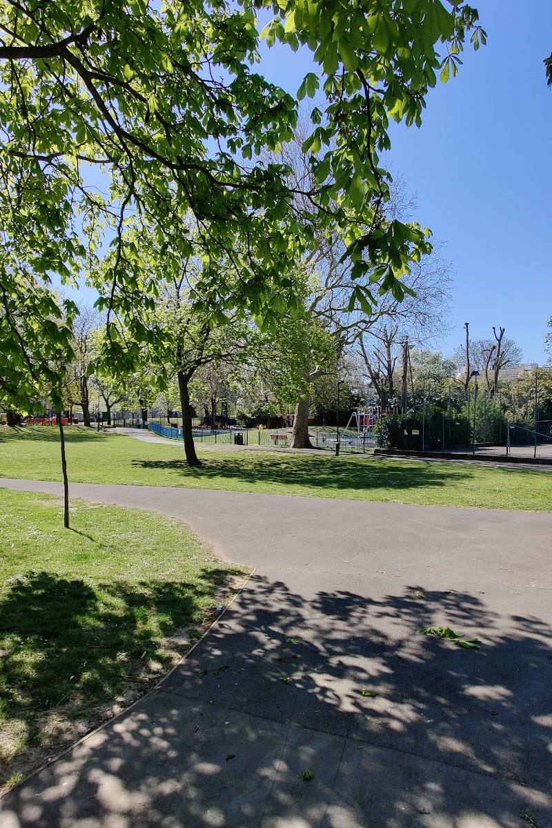 Loughborough Park — Place photograph