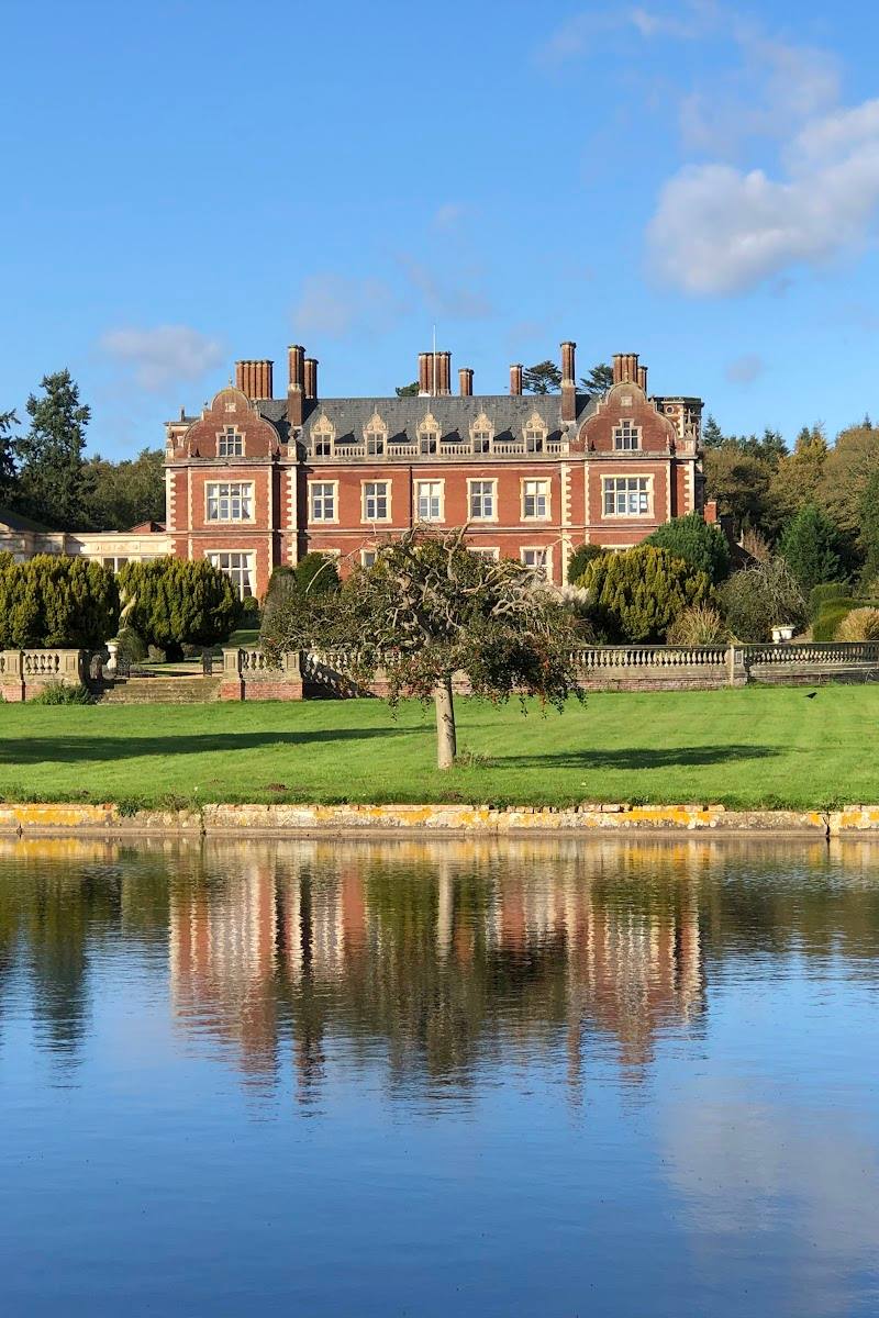 Lynford Hall