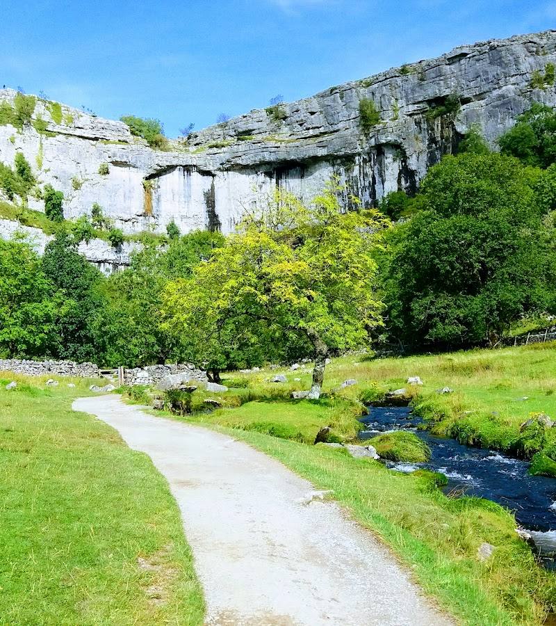 Malham Cove — Source image