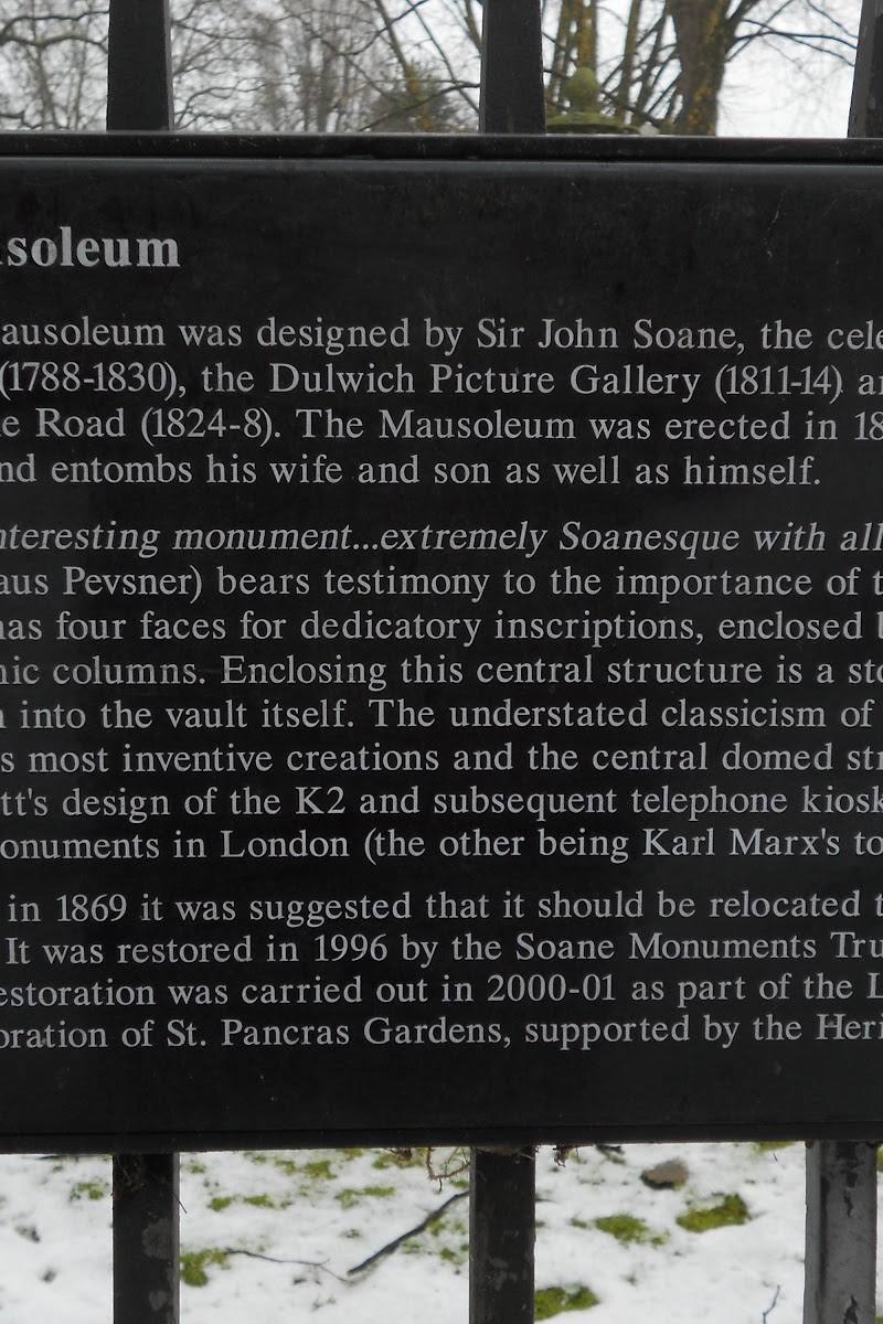 Mausoleum of Sir John Soane — Place photograph