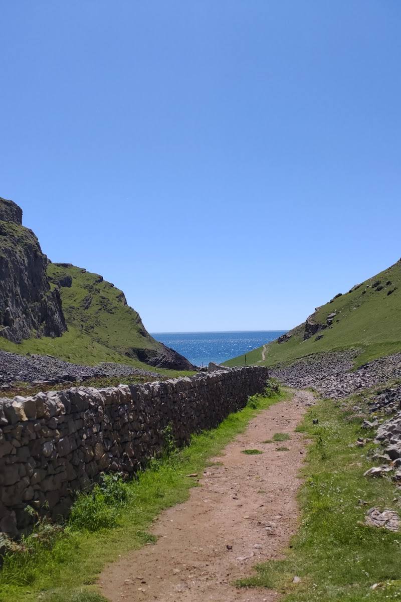 Mewslade Bay — Place photograph (3 of 3)
