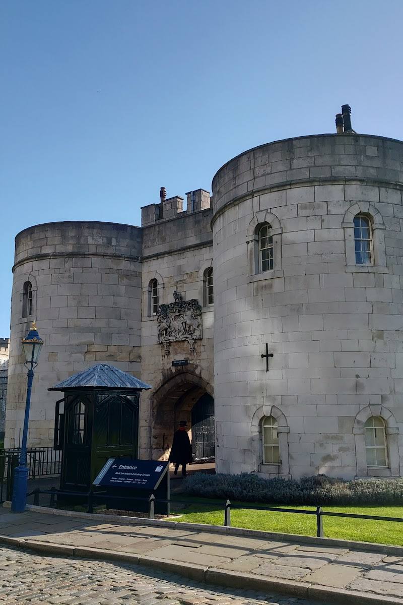 Middle Tower — Place photograph