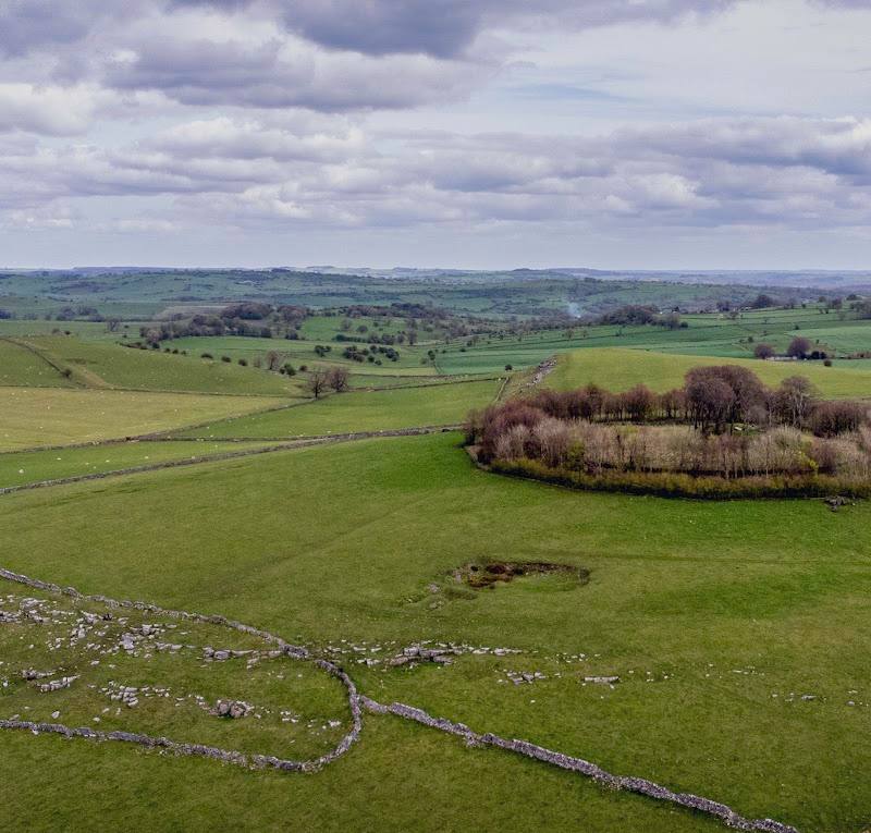 Minninglow — Place photograph