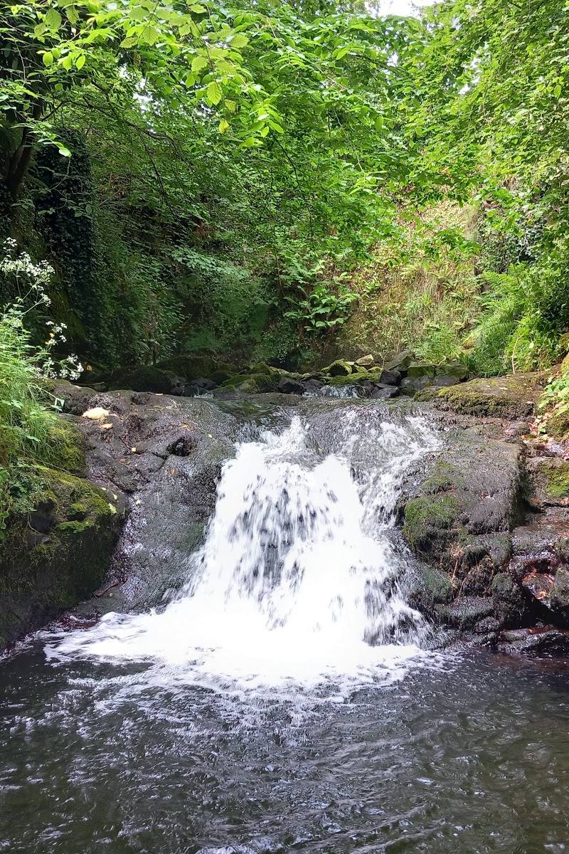 Gleno Waterfall — Place photograph