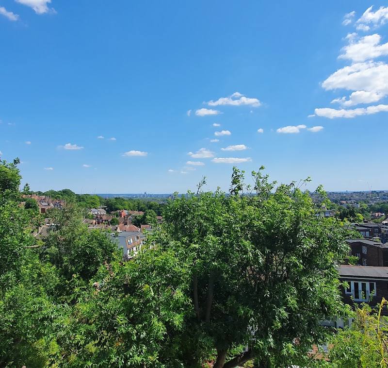 Parkland Walk (North) — Place photograph