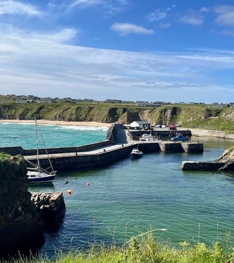 Port of Ness Beach, Slipway and Breakwater — Place photograph