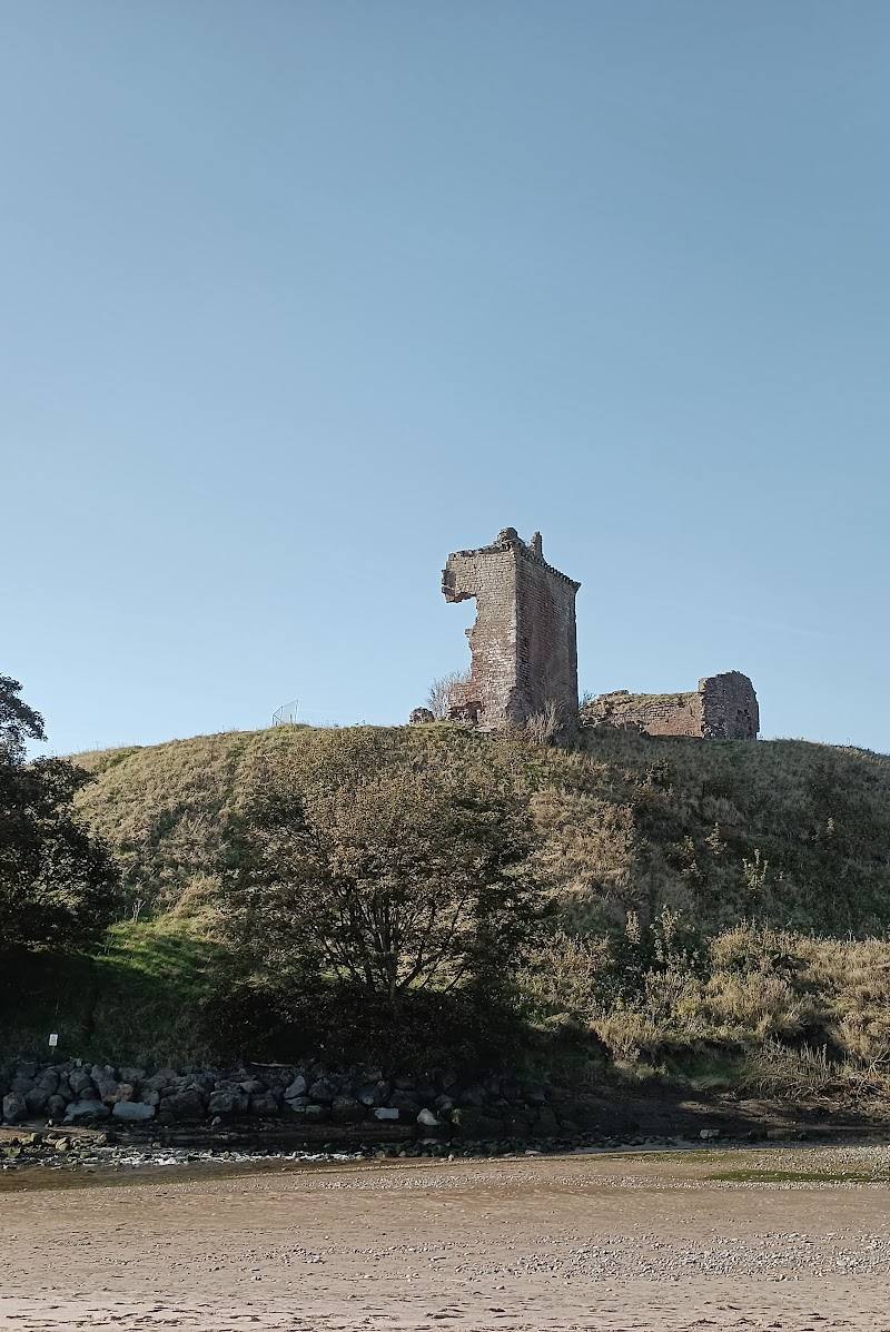 Red Castle — Place photograph (3 of 3)