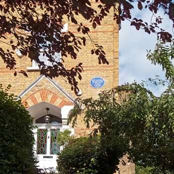 Richard Burton Blue Plaque — Source image