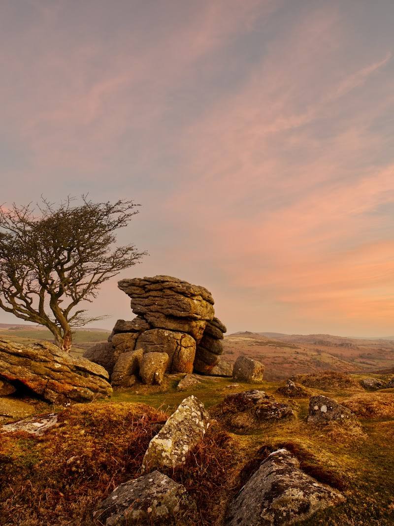 Saddle Tor — Place photograph