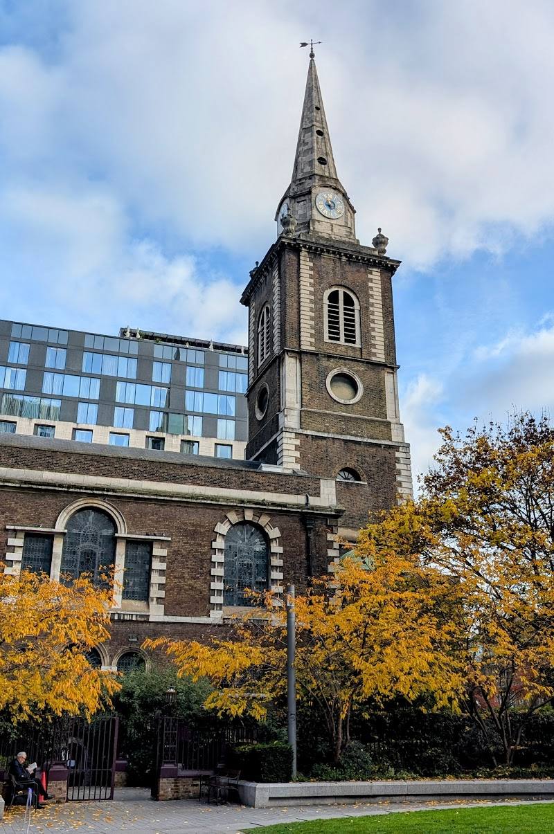 Saint Botolph Without Aldgate — Place photograph