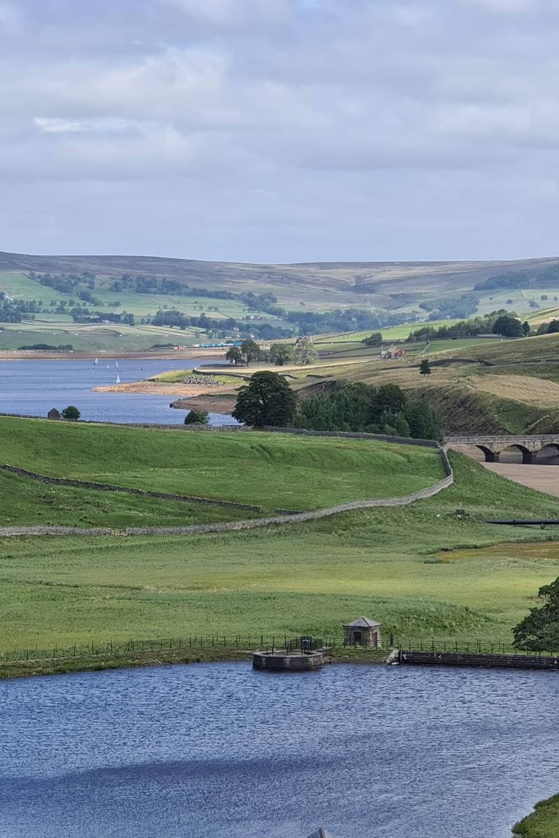 Selset Reservoir — Place photograph (1 of 3)