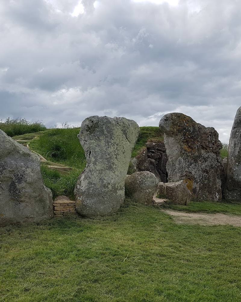 Silbury Hill — Source image