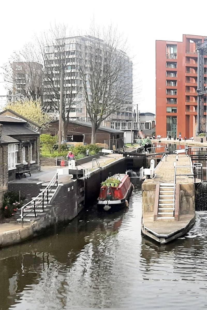 Somers Town Bridge — Place photograph