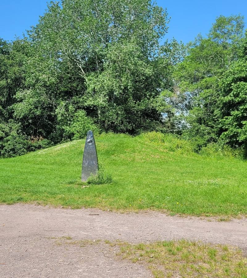 Southmead Round Barrow — Place photograph