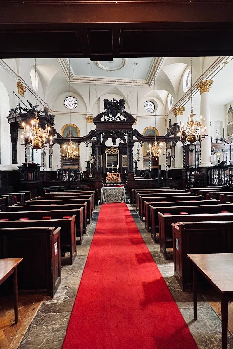 St Margaret Lothbury — Place photograph