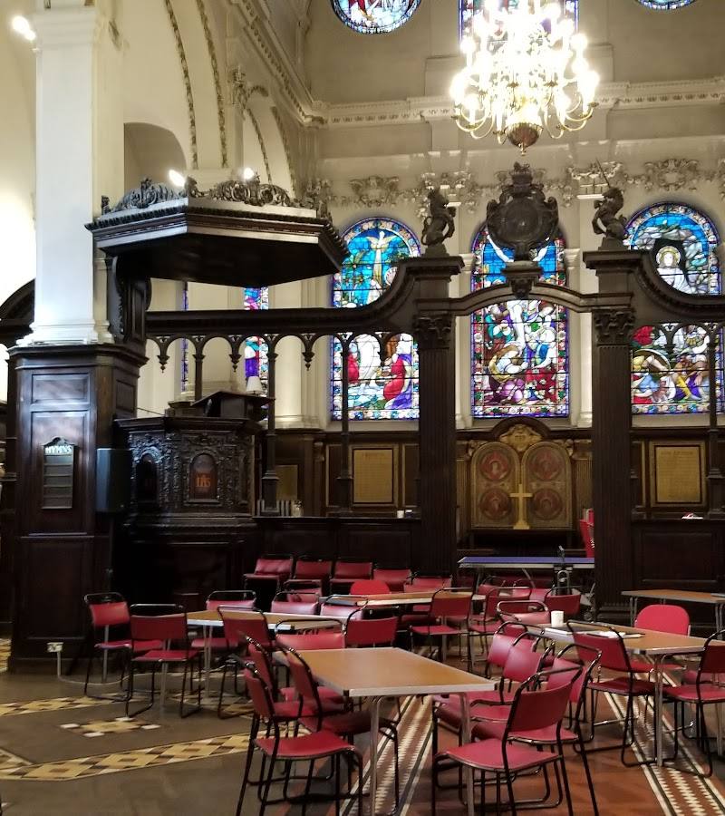 St Peter-upon-Cornhill — Place photograph