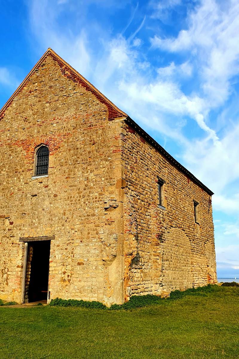 The Chapel of St Peter-on-the-Wall — Place photograph