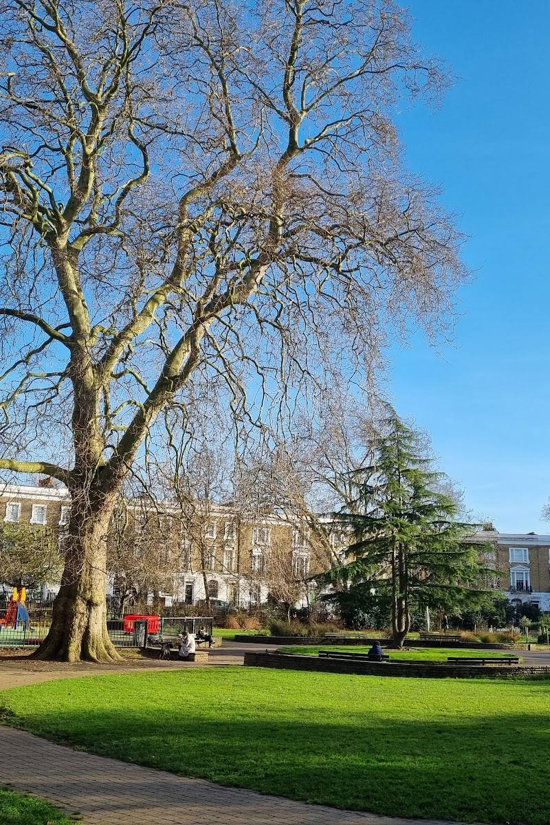 Thornhill Square Garden — Place photograph