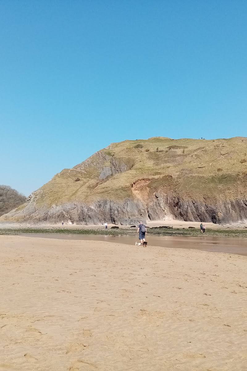 Three Cliffs