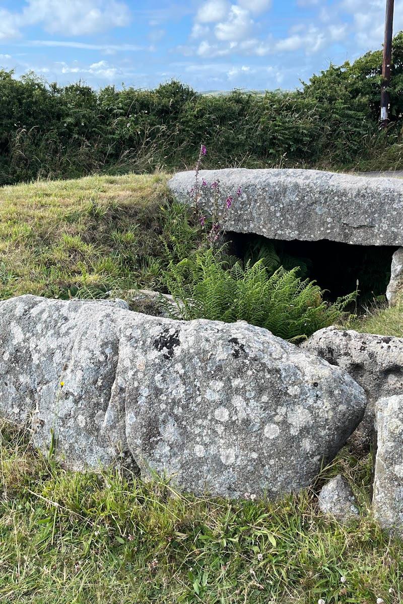 Tregiffian Burial Chamber — Place photograph (1 of 3)