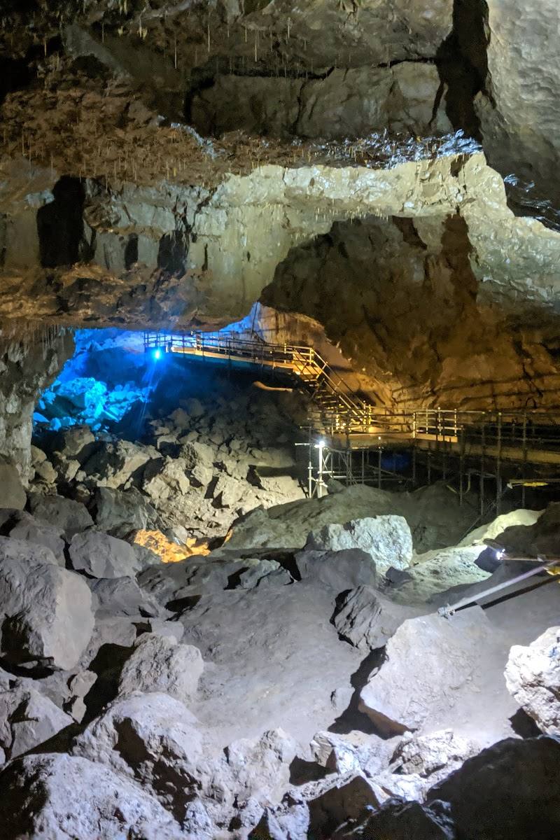 White Scar Cave — Place photograph