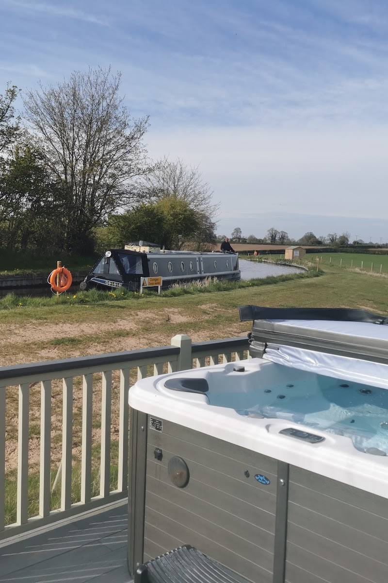 Winston Farm Lodges